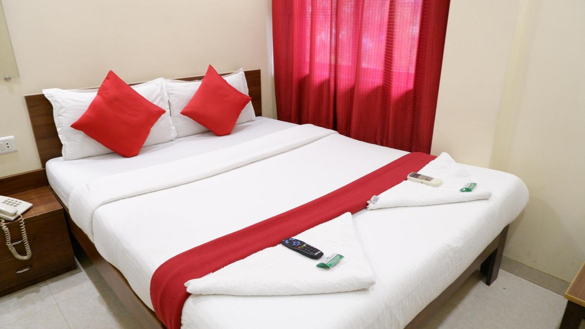 Hotel Briteway มุมไบ ภายนอก รูปภาพ