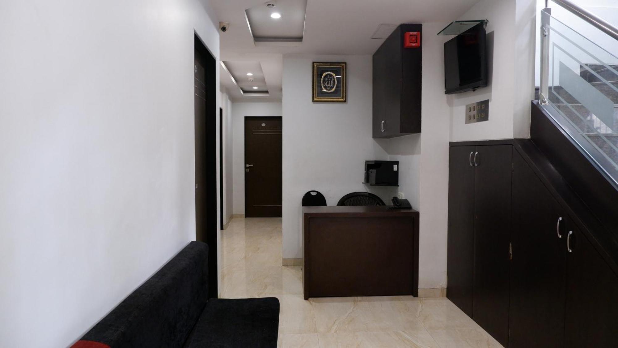 Hotel Briteway มุมไบ ภายนอก รูปภาพ